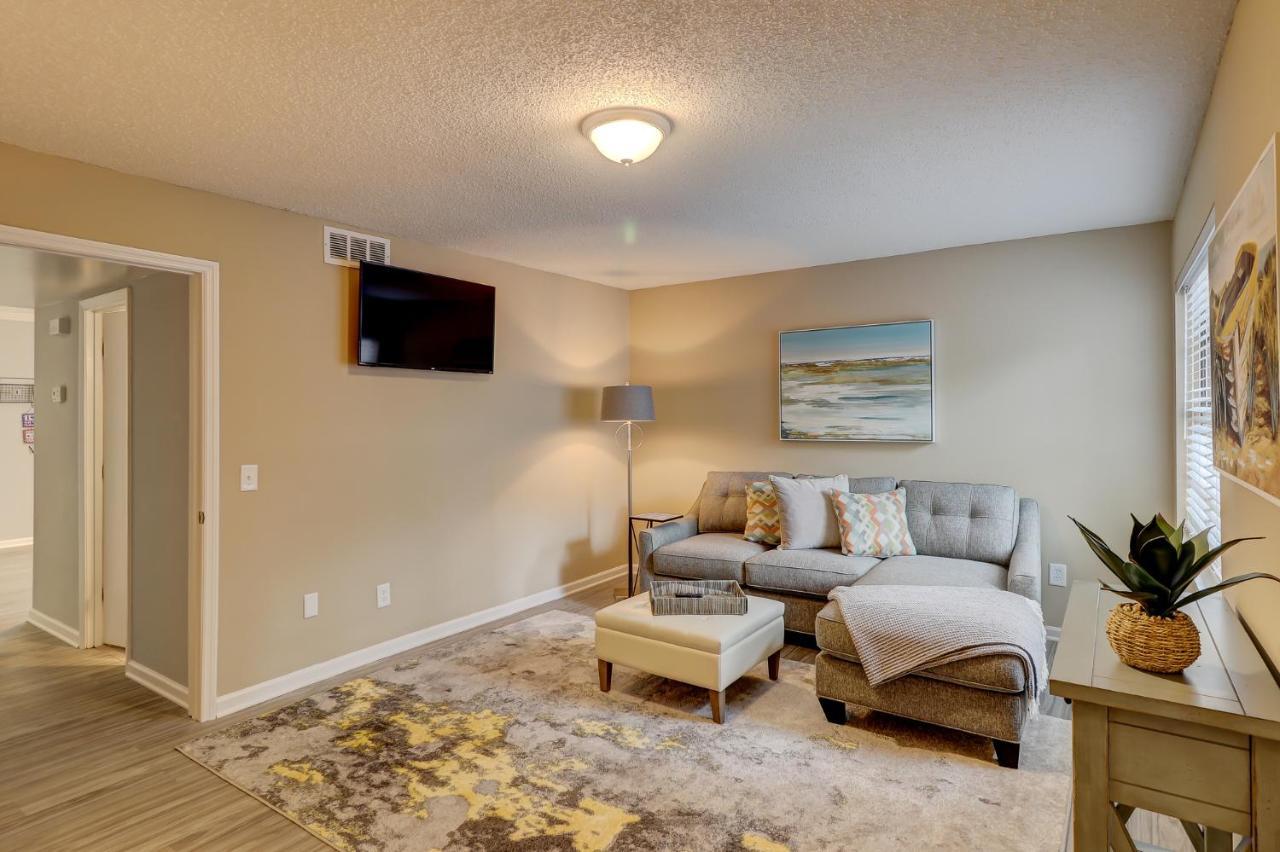 #111 Elaborate Condo Ideal Location 2Brm/2 Parking 希爾頓黑德島 外观 照片