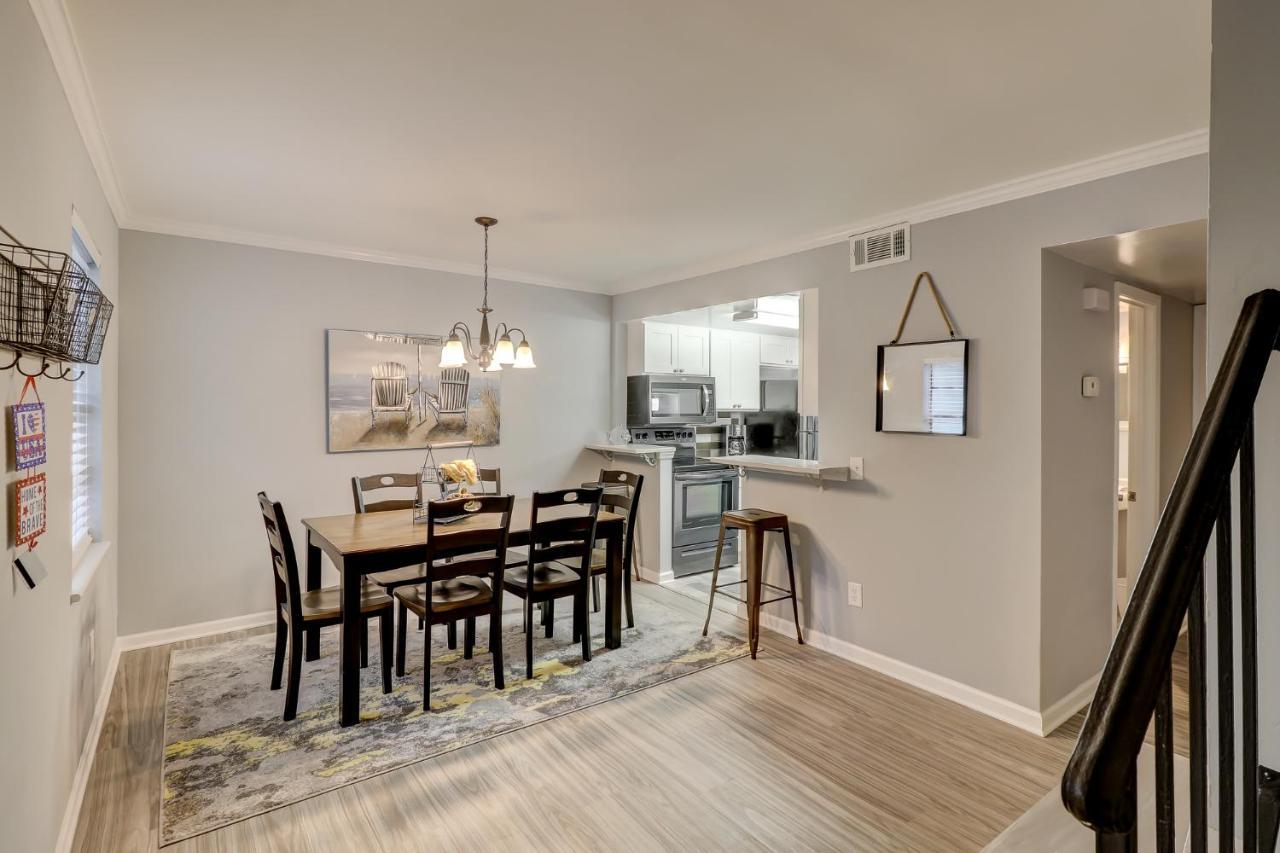 #111 Elaborate Condo Ideal Location 2Brm/2 Parking 希爾頓黑德島 外观 照片